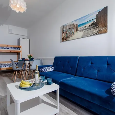 Akwamaryn Z Bezplatnym Parkingiem Nad Morzem 250m Od Plazy Epapartamenty Appartamento Dziwnówek