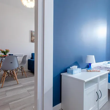 Akwamaryn Z Bezplatnym Parkingiem Nad Morzem 250m Od Plazy Epapartamenty Appartamento *