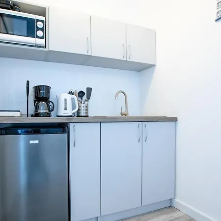 Akwamaryn Z Bezplatnym Parkingiem Nad Morzem 250m Od Plazy Epapartamenty Appartamento Dziwnówek