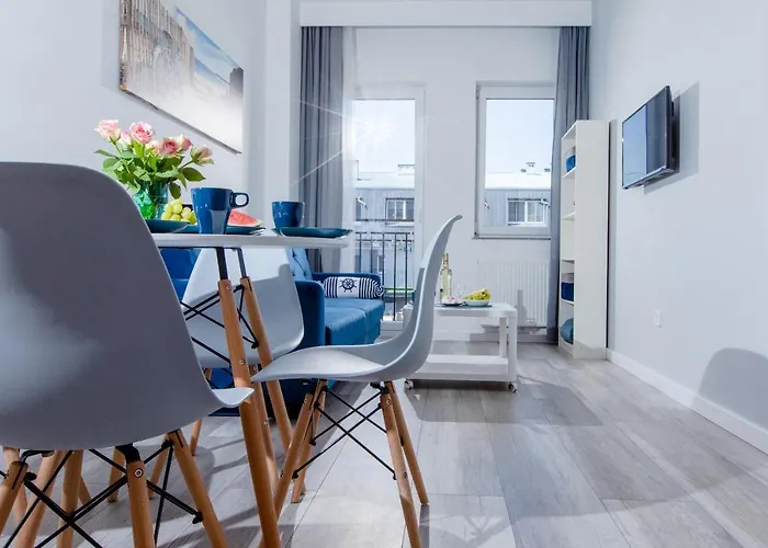 Akwamaryn Z Bezplatnym Parkingiem Nad Morzem 250m Od Plazy Epapartamenty * Dziwnówek